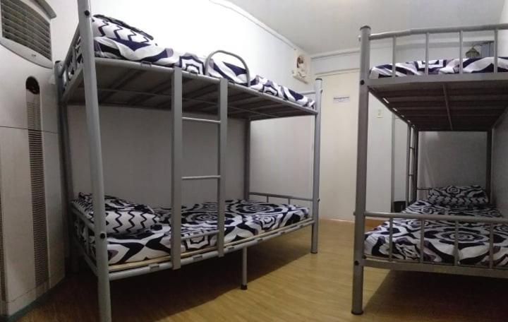Mang Ben Dormitory Quezon City Exteriér fotografie